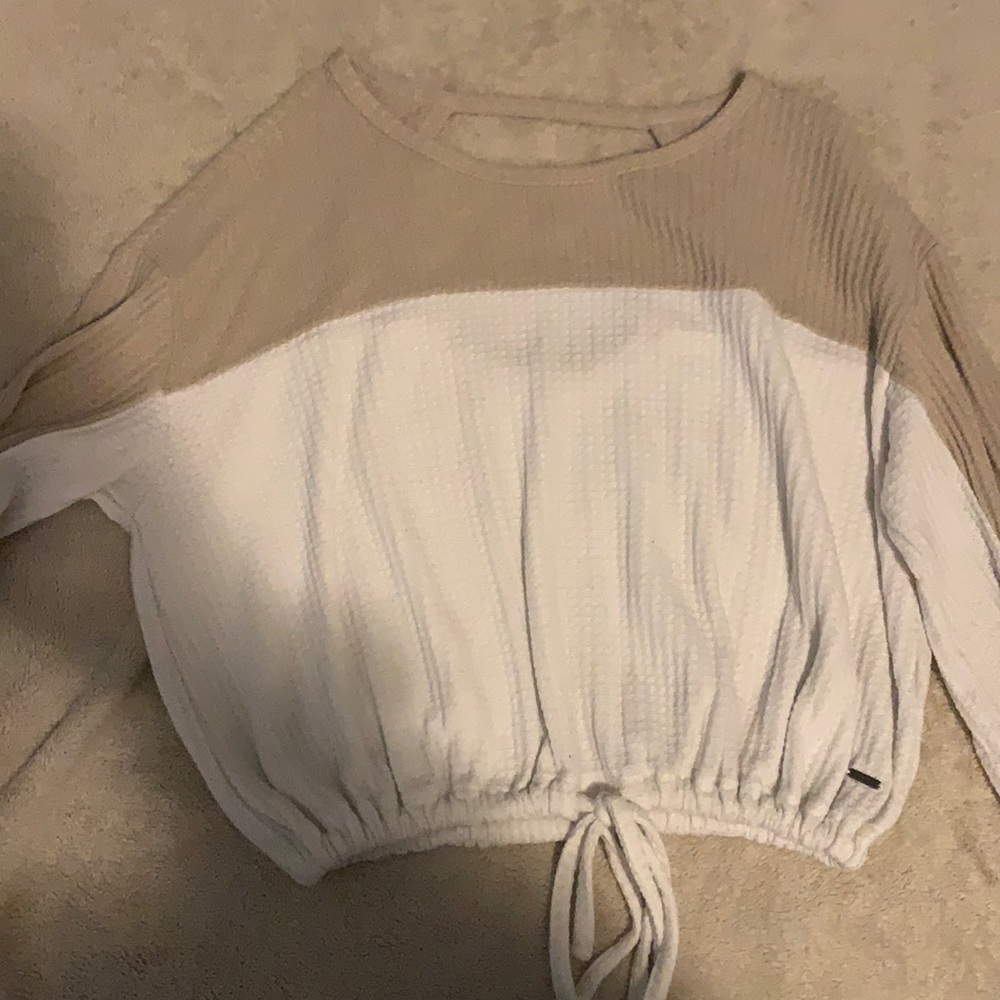 Ballon sleeve waffle top